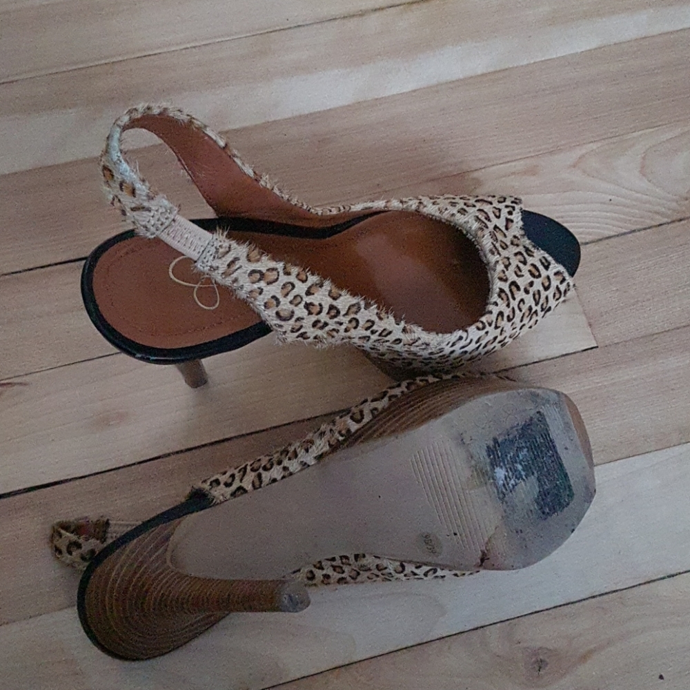 Sandals - Picture 3 of 3